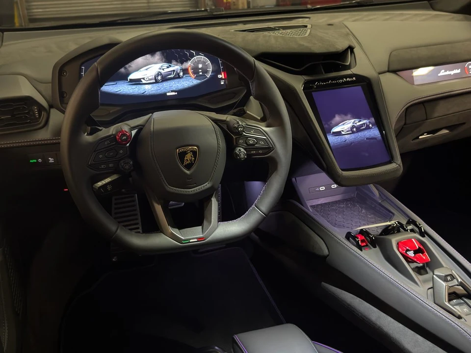 2026 Lamborghini Temerario - Image 14 of 25