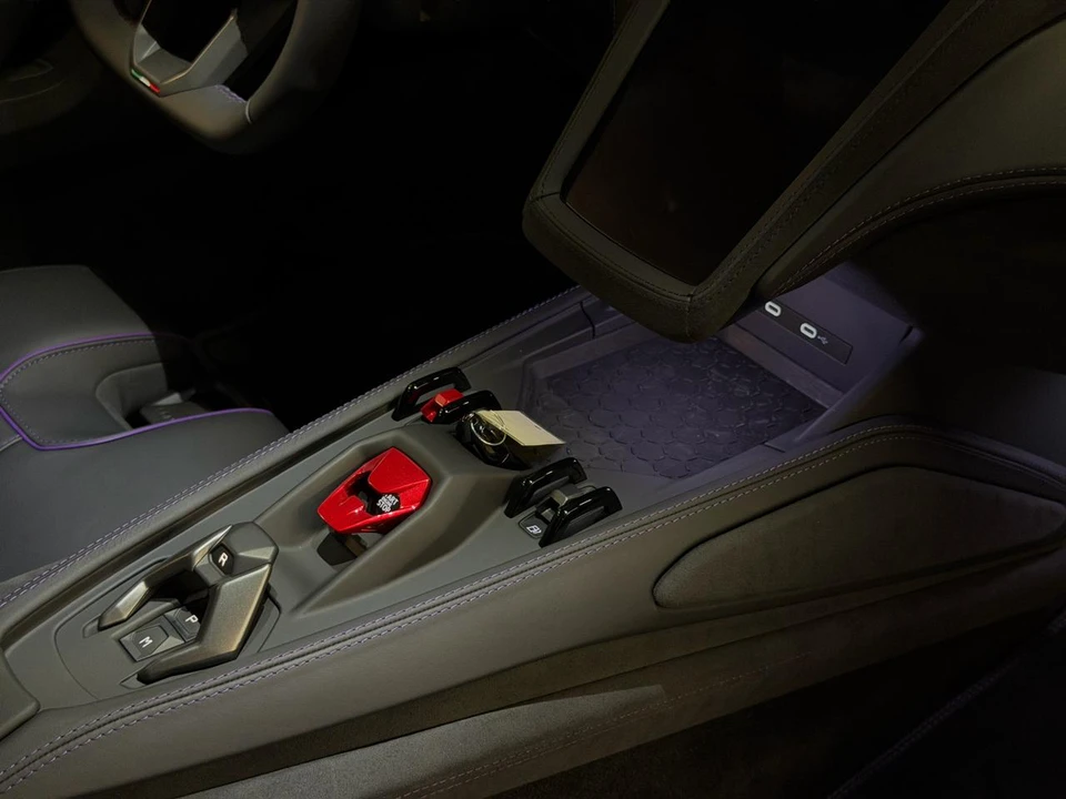 2026 Lamborghini Temerario - Image 23 of 25
