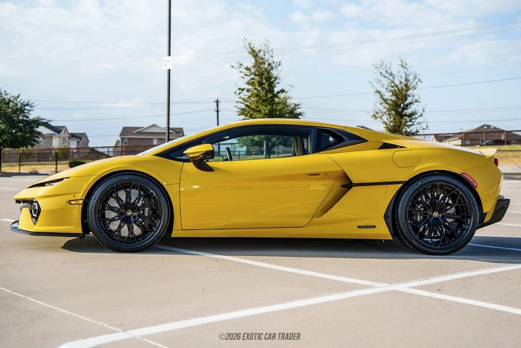 2026 Lamborghini Temerario - Image 3 of 24