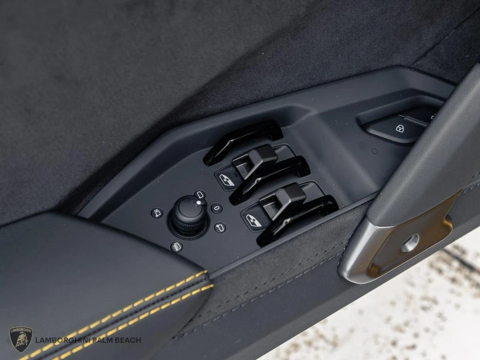 2026 Lamborghini Temerario - Image 31 of 31