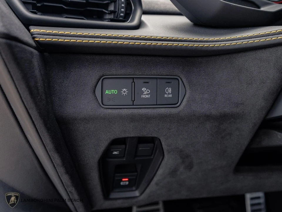 2026 Lamborghini Temerario - Image 29 of 31