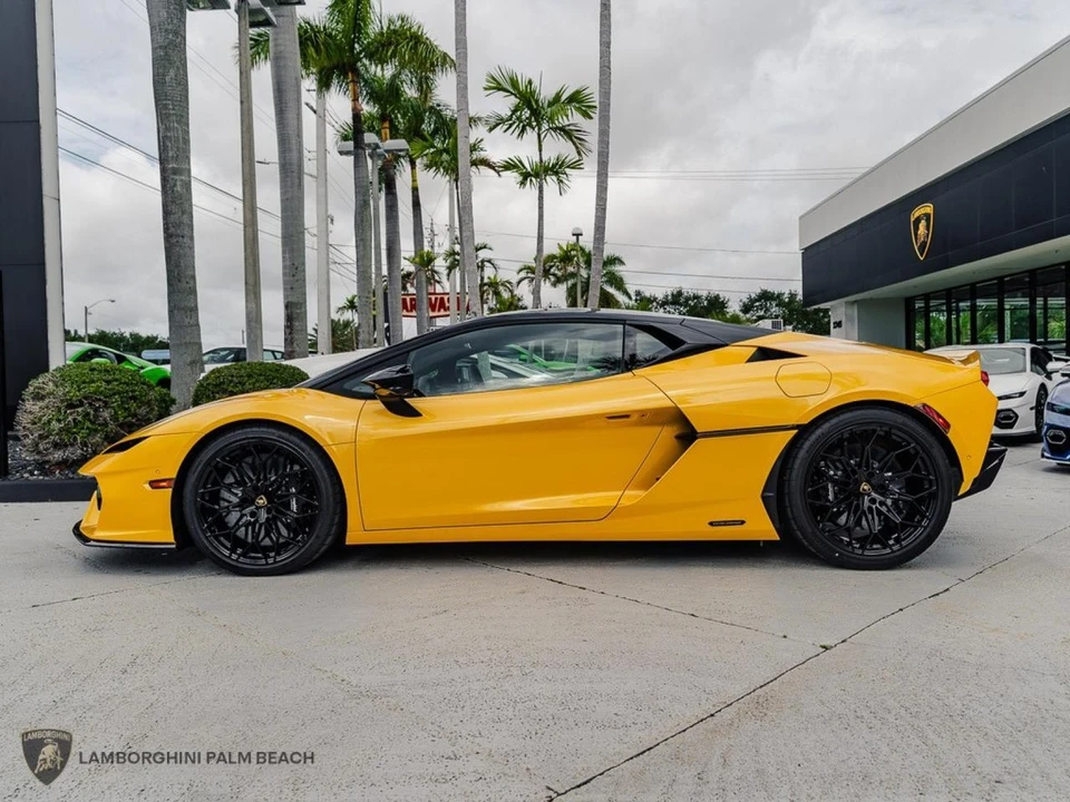 2026 Lamborghini Temerario - Image 3 of 31