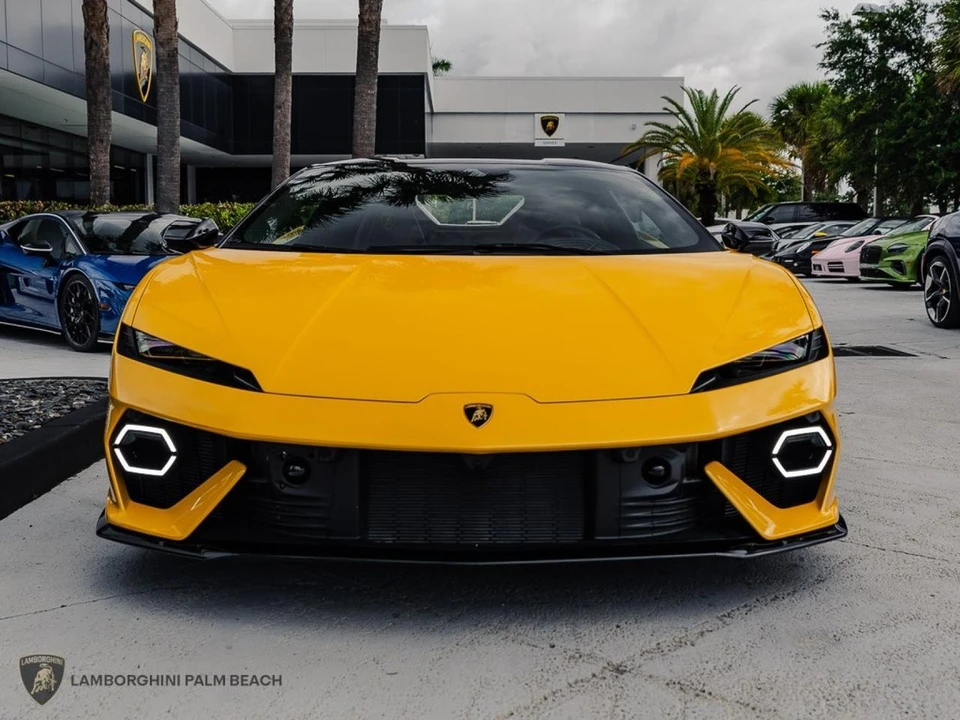 2026 Lamborghini Temerario - Image 6 of 31