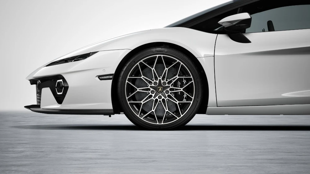 2026 Lamborghini Temerario - Image 6 of 15