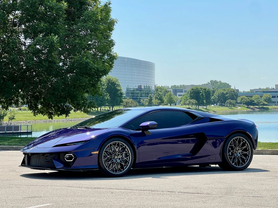 2026 Lamborghini Temerario - Image 8 of 31