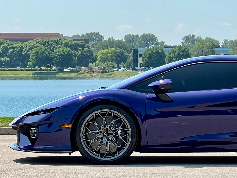 2026 Lamborghini Temerario - Image 28 of 31