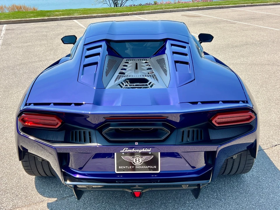 2026 Lamborghini Temerario - Image 14 of 31