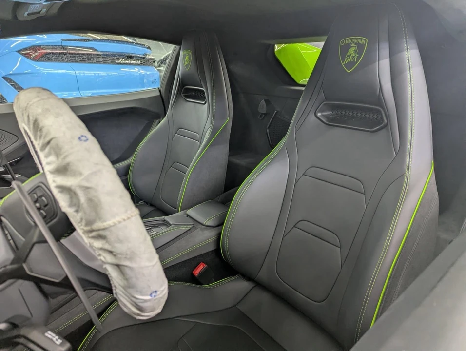 2026 Lamborghini Temerario - Image 5 of 16