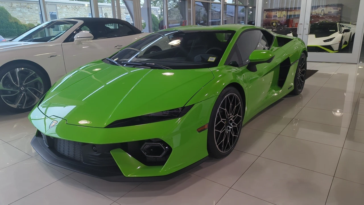 2026 Lamborghini Temerario - Image 14 of 16