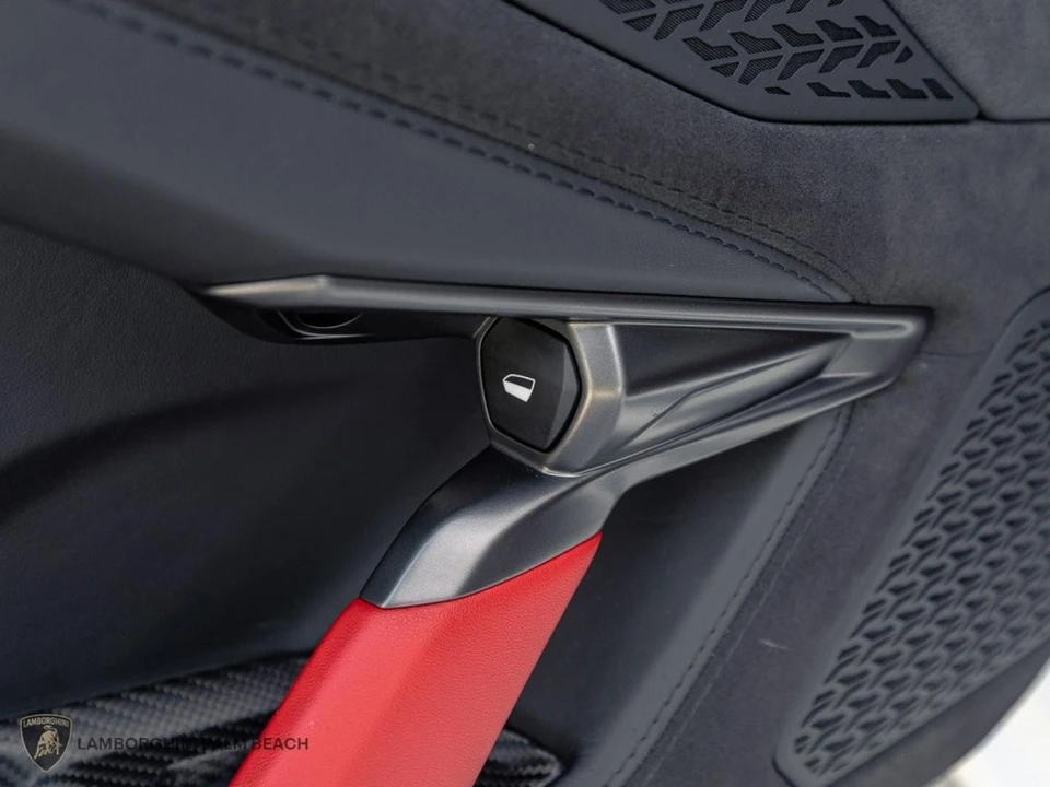 2026 Lamborghini Temerario - Image 22 of 29