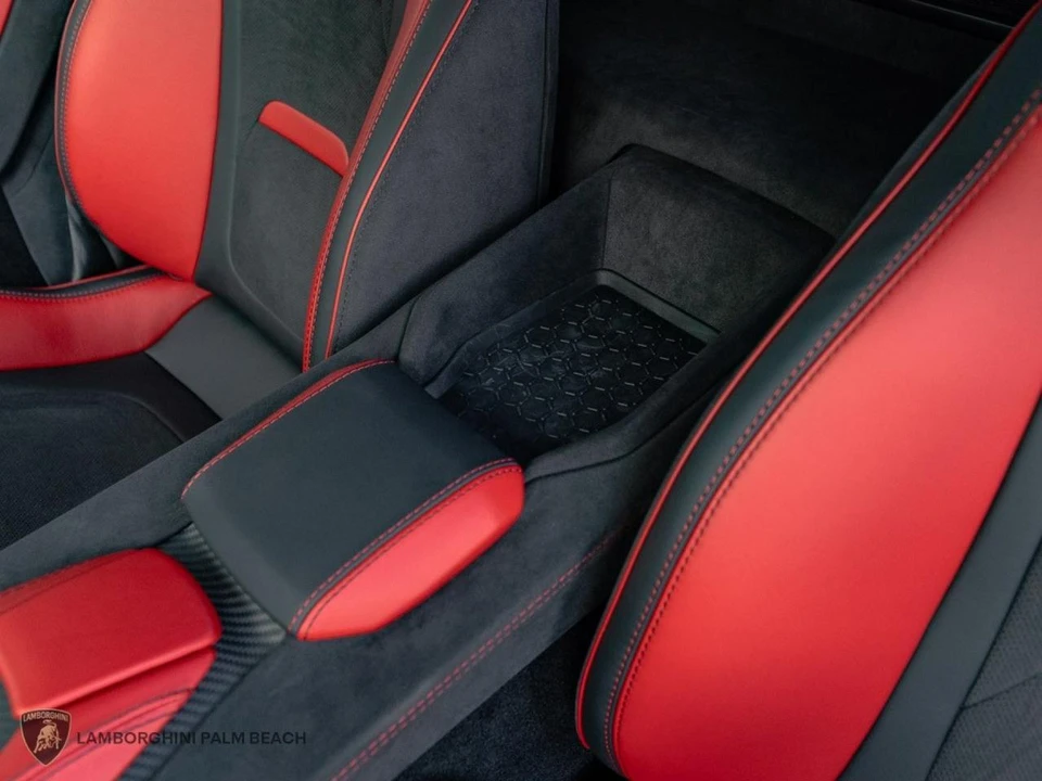 2026 Lamborghini Temerario - Image 26 of 29