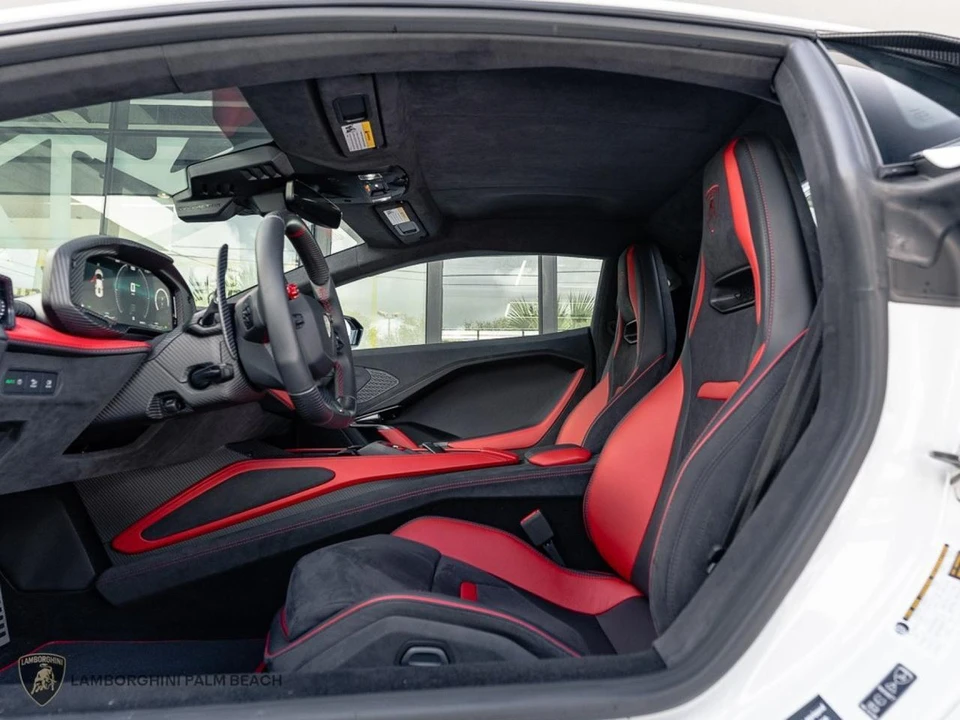 2026 Lamborghini Temerario - Image 17 of 29