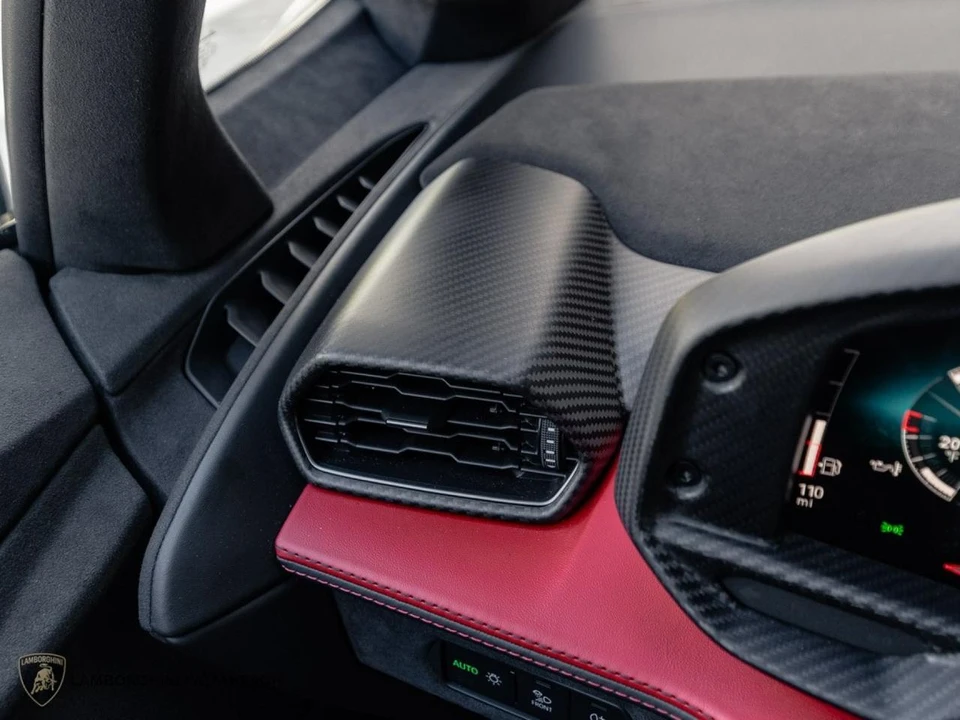 2026 Lamborghini Temerario - Image 14 of 29
