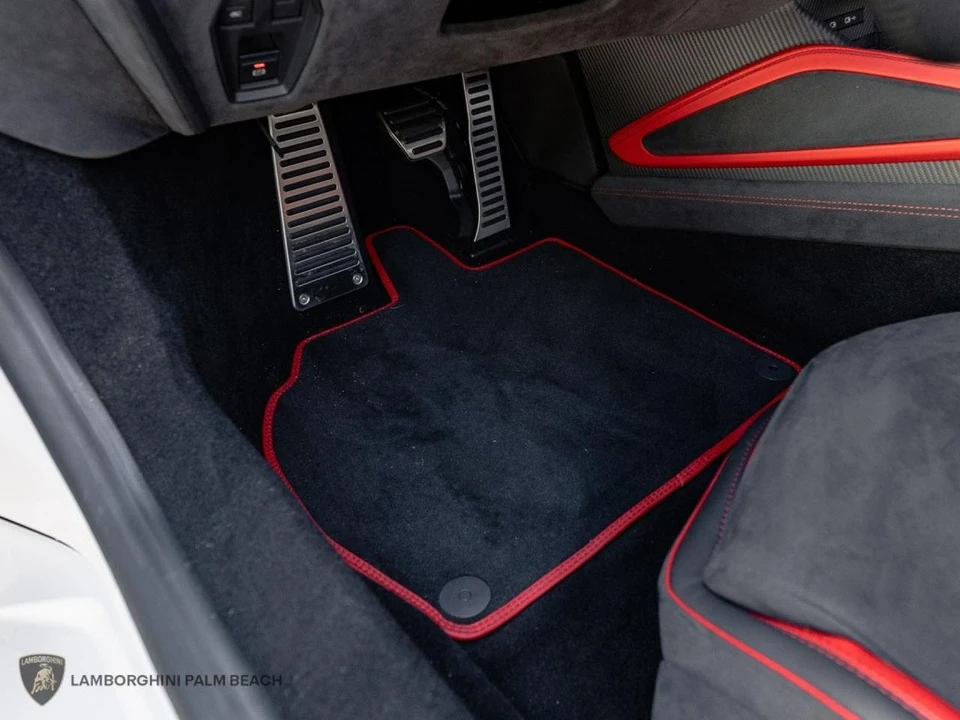 2026 Lamborghini Temerario - Image 27 of 29