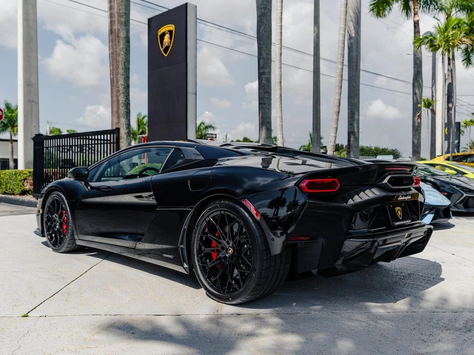 2026 Lamborghini Temerario - Image 4 of 31