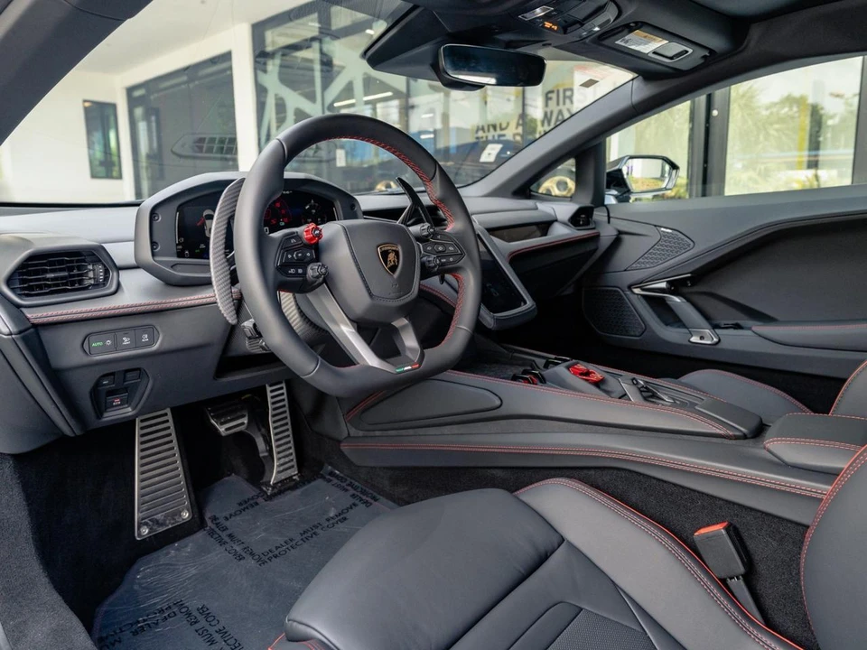2026 Lamborghini Temerario - Image 27 of 31