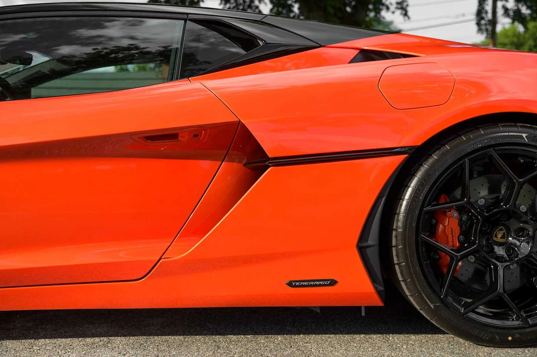 2026 Lamborghini Temerario - Image 12 of 31