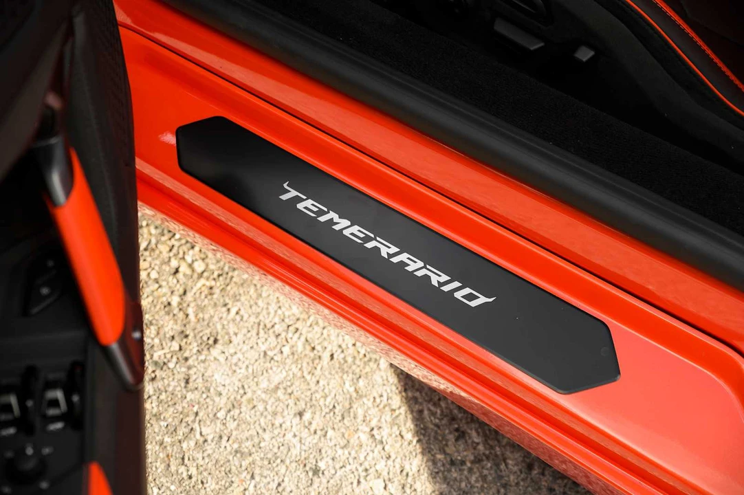 2026 Lamborghini Temerario - Image 21 of 31