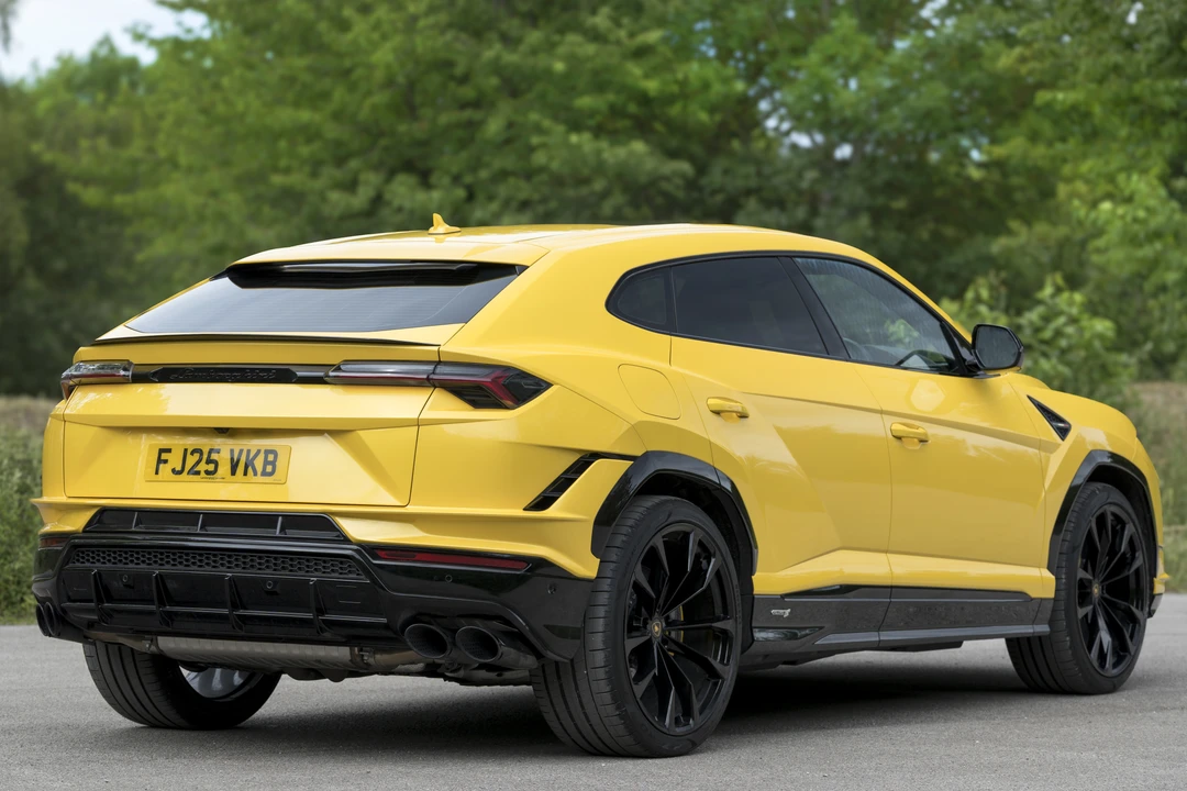 2026 Lamborghini Urus S - Image 7 of 31