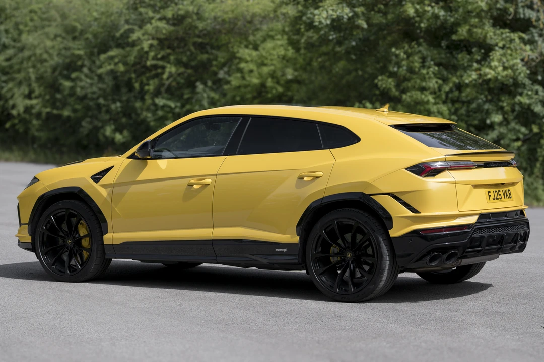 2026 Lamborghini Urus S - Image 13 of 31