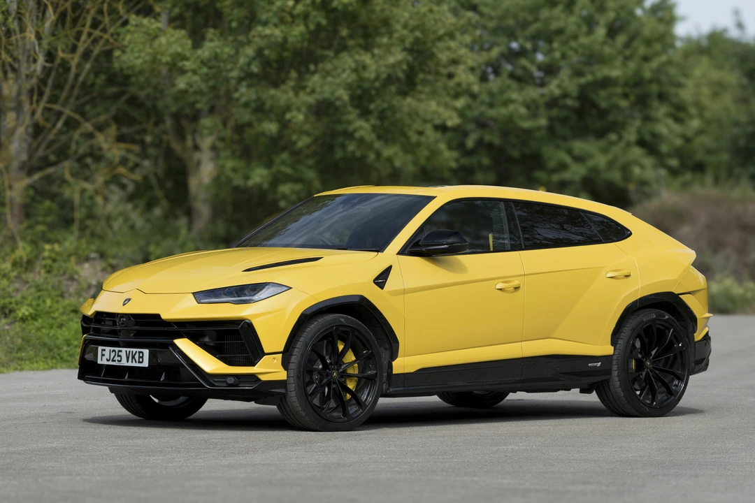 2026 Lamborghini Urus S - Image 3 of 31