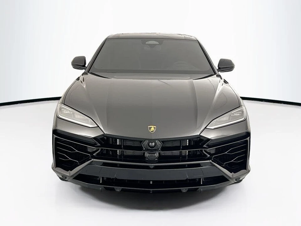 2026 Lamborghini Urus SE - Image 2 of 31