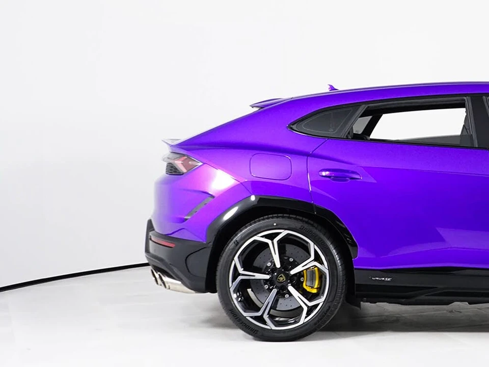 2026 Lamborghini Urus SE - Image 14 of 31