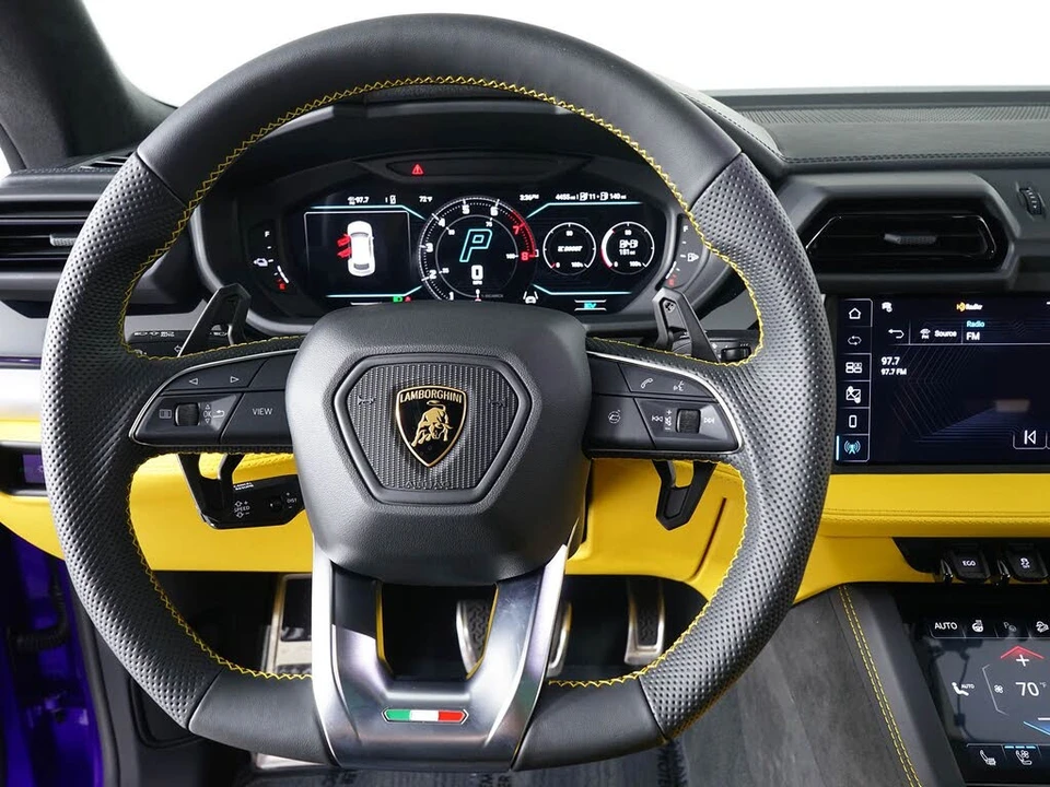 2026 Lamborghini Urus SE - Image 21 of 31