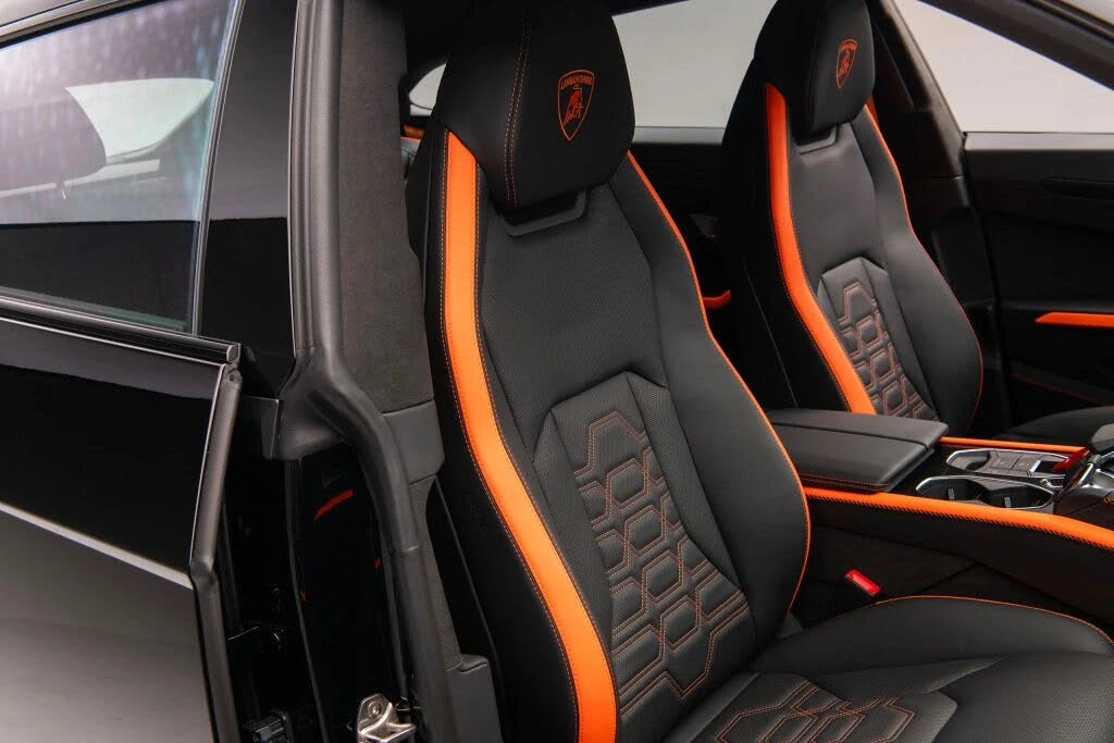2026 Lamborghini Urus SE - Image 11 of 30