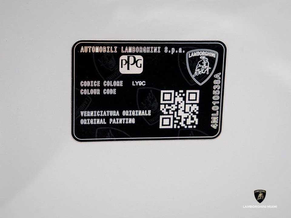 2026 Lamborghini Urus SE - Image 5 of 31