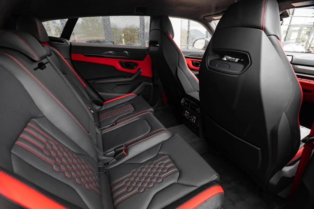 2026 Lamborghini Urus SE - Image 22 of 31
