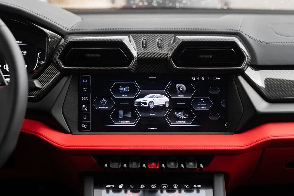 2026 Lamborghini Urus SE - Image 31 of 31