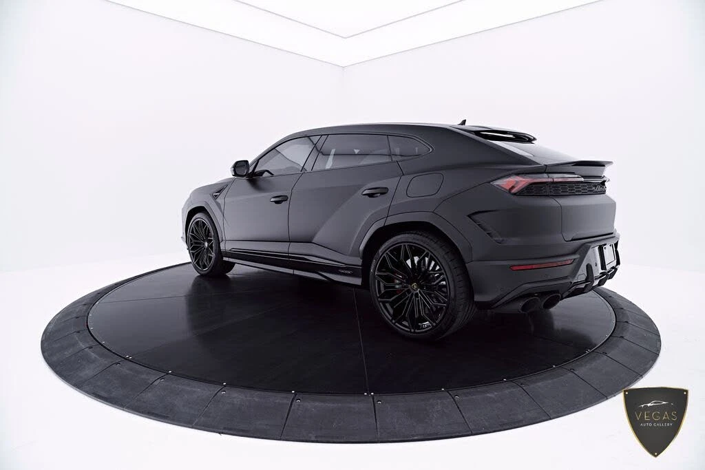 2026 Lamborghini Urus SE - Image 14 of 31