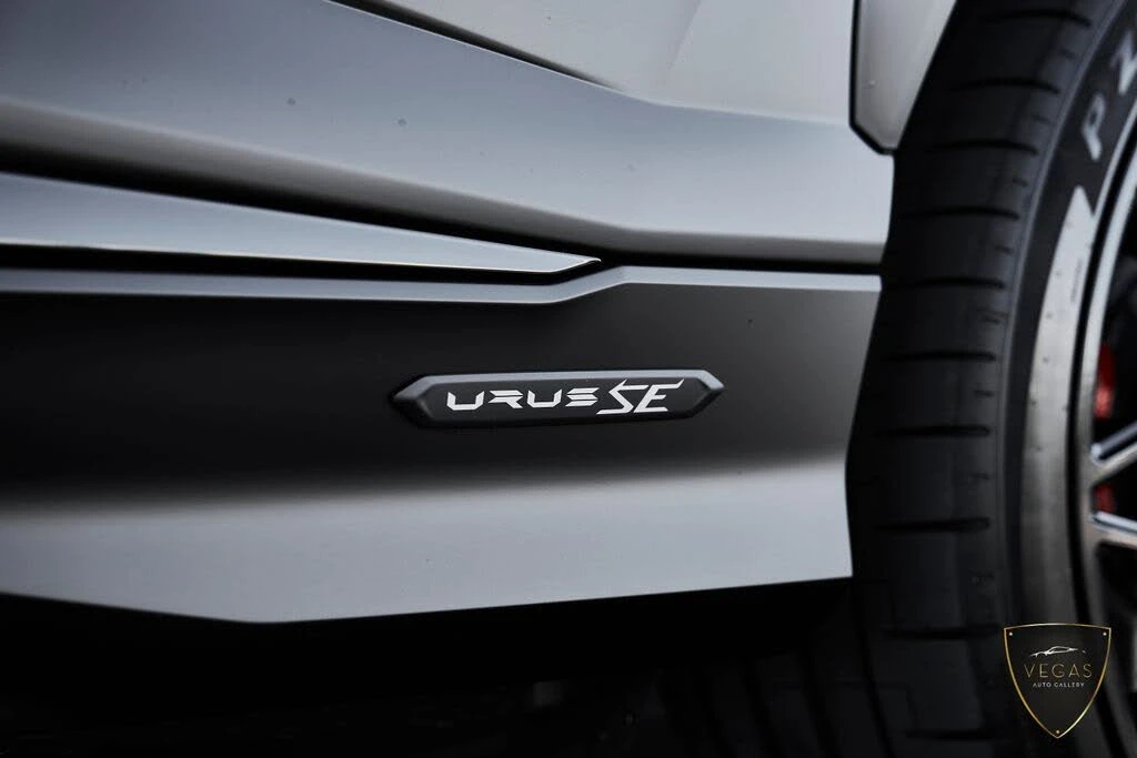 2026 Lamborghini Urus SE - Image 8 of 31