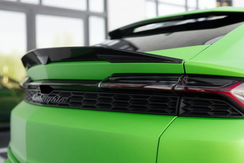 2026 Lamborghini Urus SE - Image 19 of 31