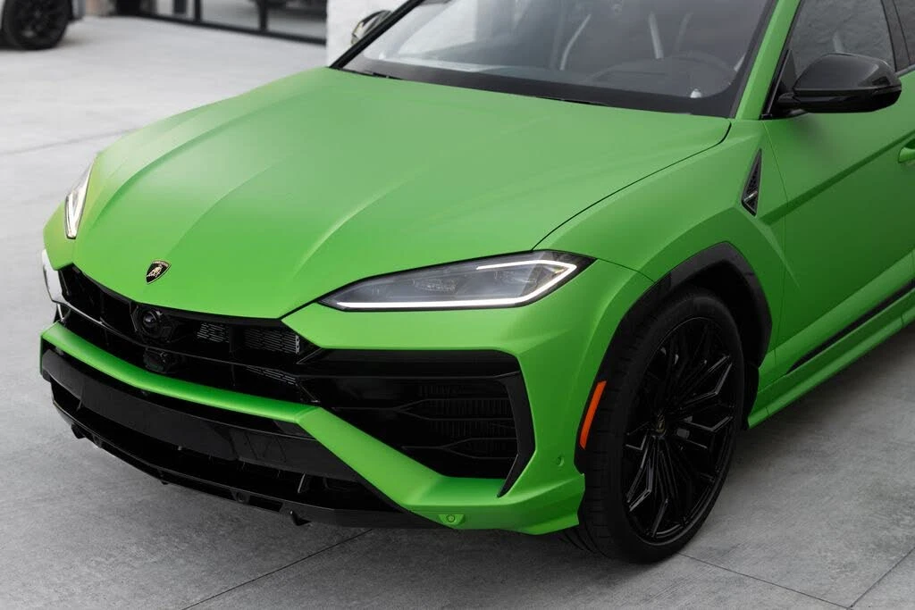 2026 Lamborghini Urus SE - Image 6 of 31