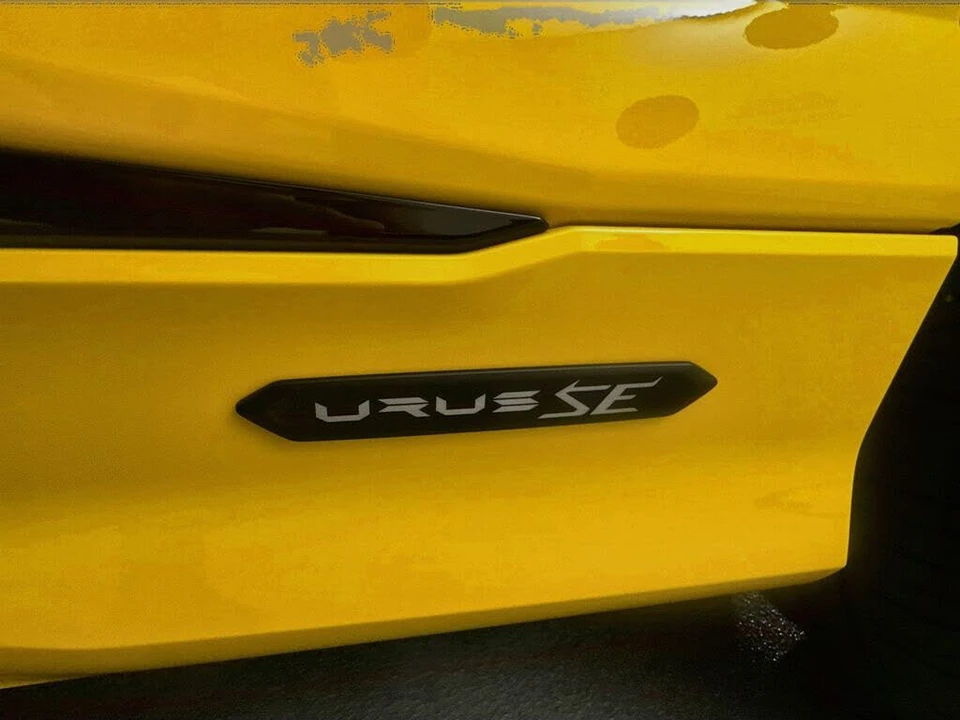 2026 Lamborghini Urus SE - Image 28 of 31