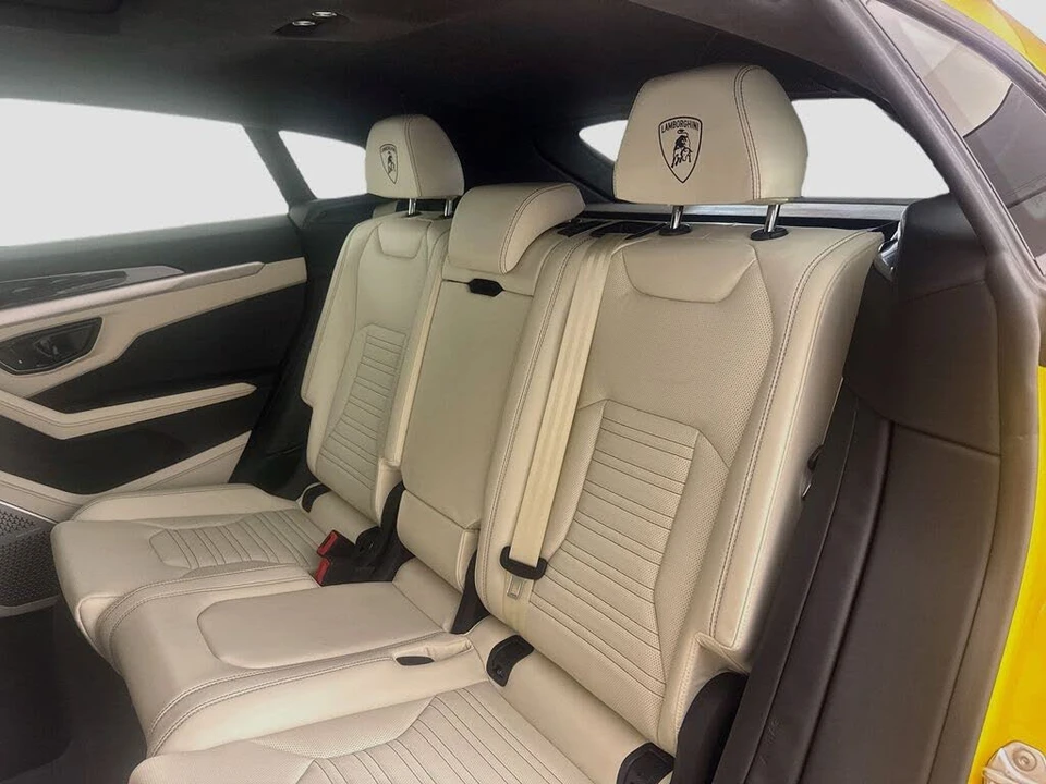 2026 Lamborghini Urus SE - Image 24 of 31