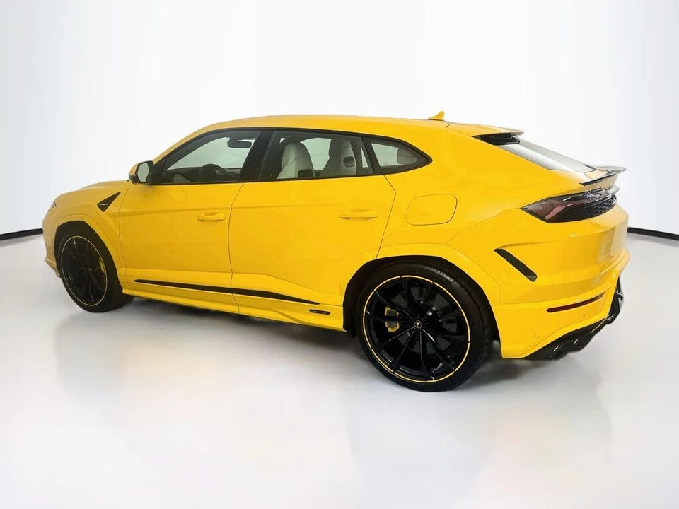 2026 Lamborghini Urus SE - Image 7 of 31