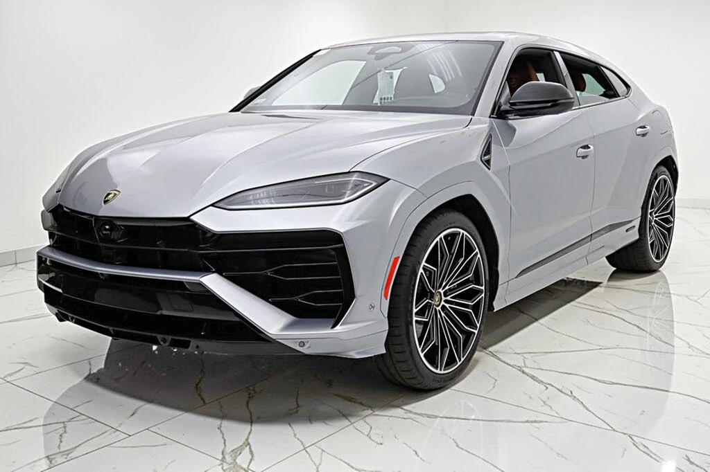 2026 Lamborghini Urus SE - Image 2 of 31