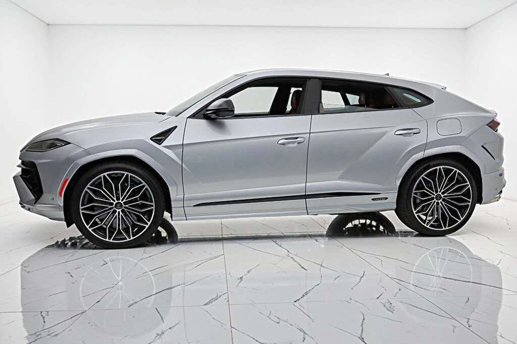 2026 Lamborghini Urus SE - Image 3 of 31