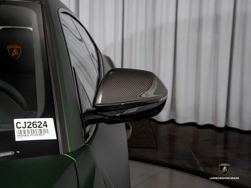 2026 Lamborghini Urus SE - Image 7 of 31