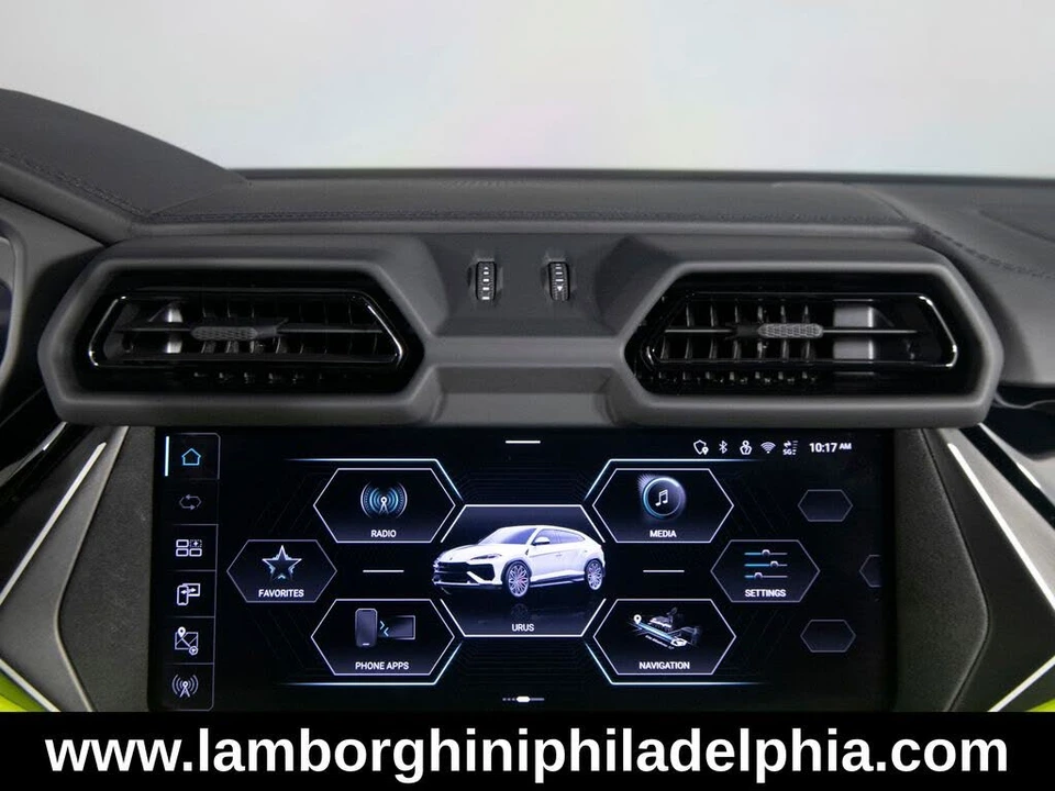 2026 Lamborghini Urus SE - Image 31 of 31