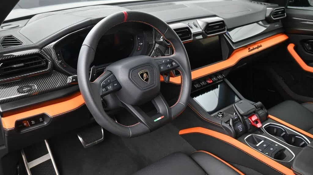 2026 Lamborghini Urus SE - Image 7 of 28