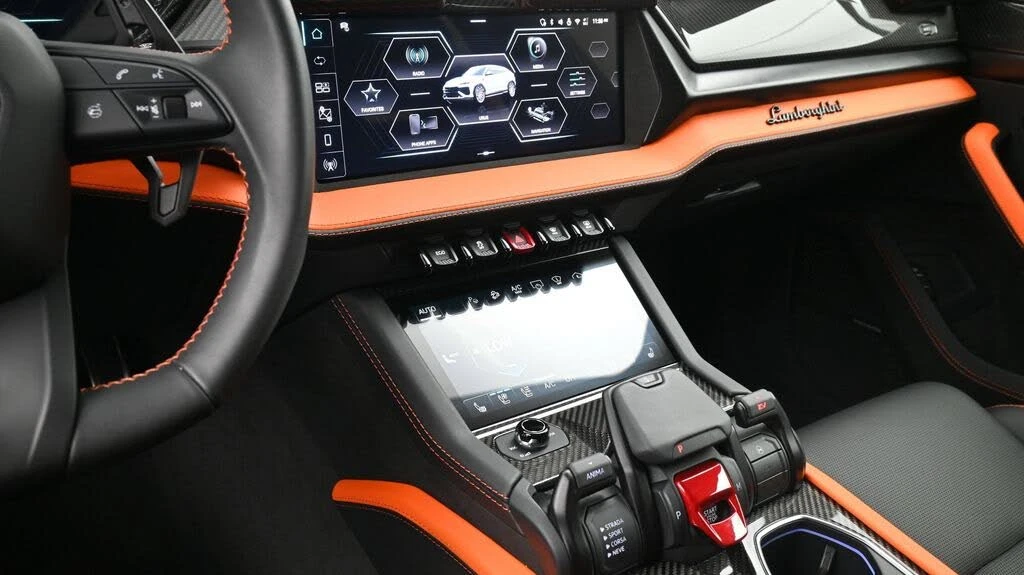 2026 Lamborghini Urus SE - Image 8 of 28