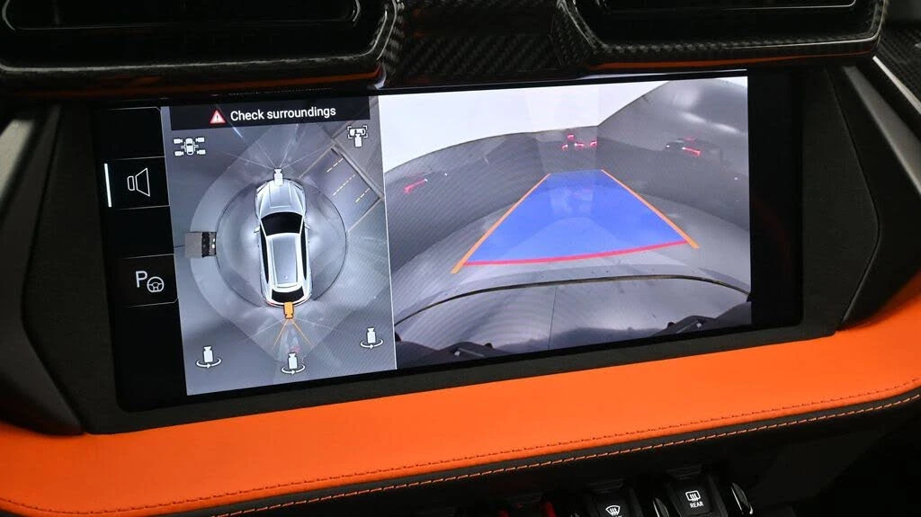 2026 Lamborghini Urus SE - Image 24 of 28
