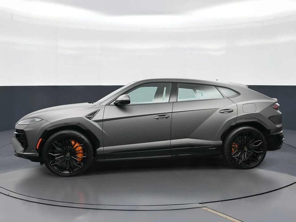 2026 Lamborghini Urus SE - Image 5 of 28