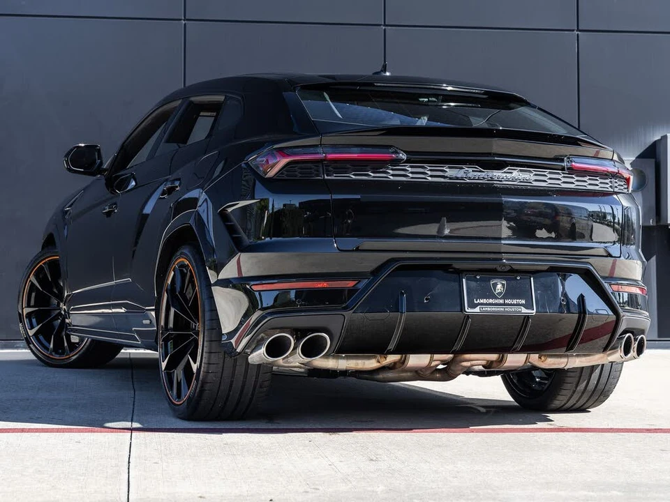 2026 Lamborghini Urus SE - Image 6 of 31