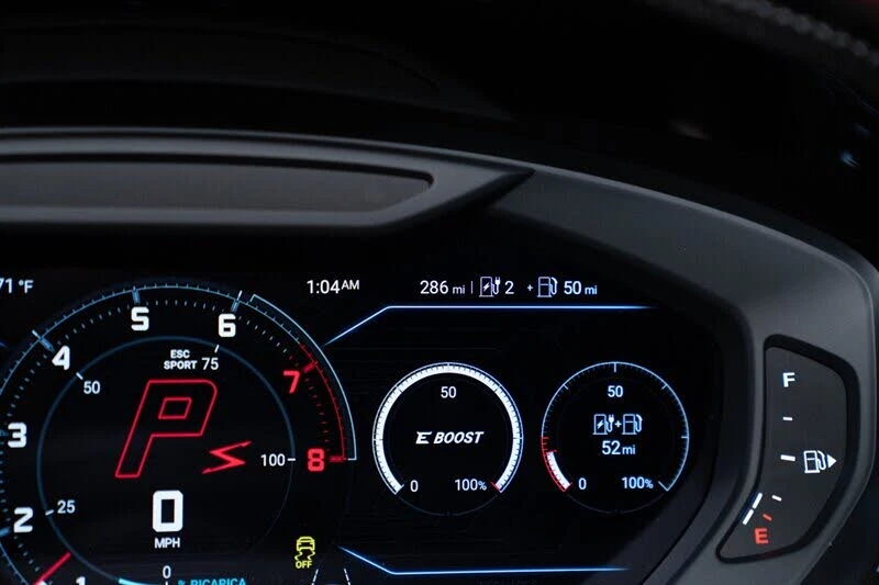 2026 Lamborghini Urus SE - Image 20 of 23