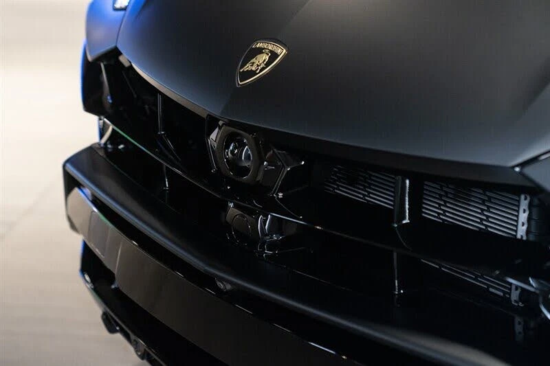 2026 Lamborghini Urus SE - Image 19 of 23
